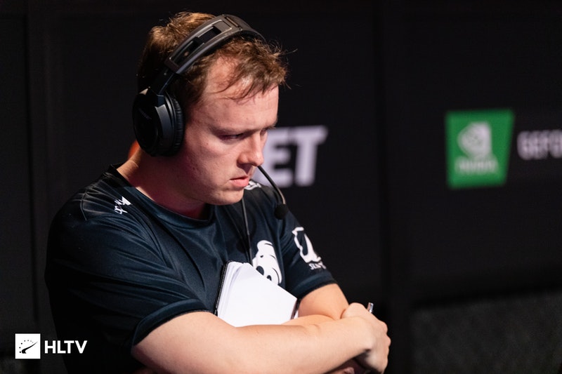 mithR станет новым тренером mousesports